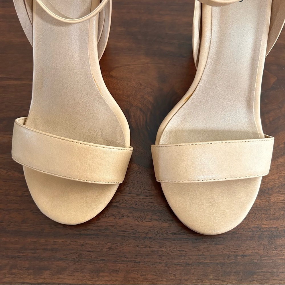 🌷 Torrid Nude Woven Platform Heel Ankle Strap Sandals Size 9.5W - Picture 5 of 9
